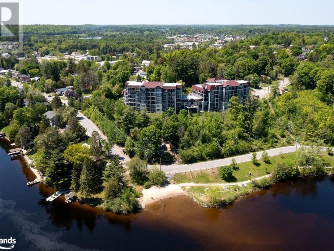 10A Kimberley Avenue Unit# 403, Bracebridge