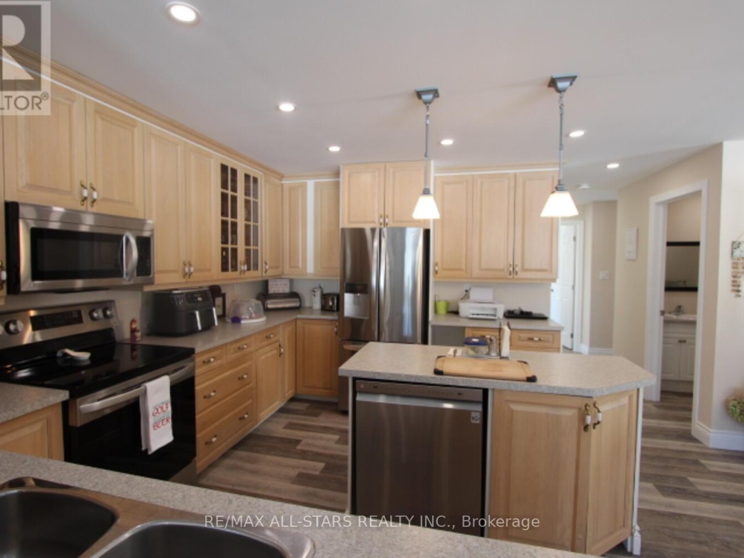47 NEED STREET, Kawartha Lakes (Bobcaygeon)