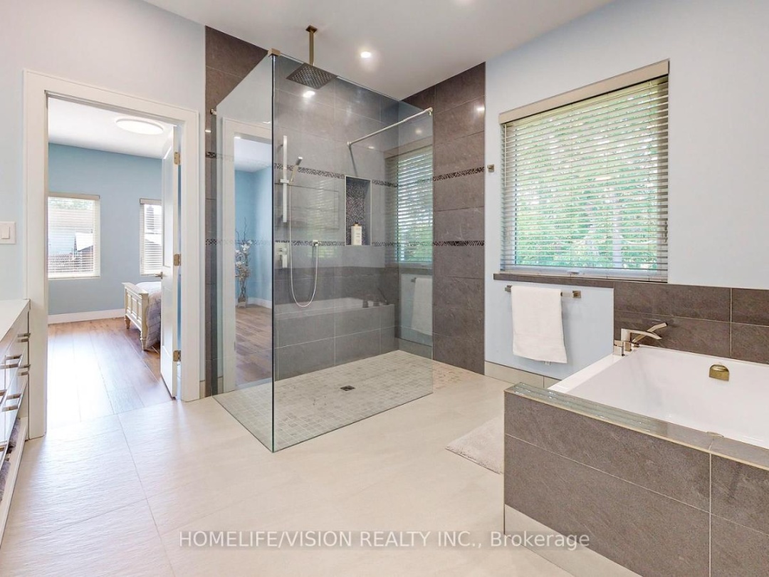 740 MIDLAND AVENUE, Tay (Port McNicoll)