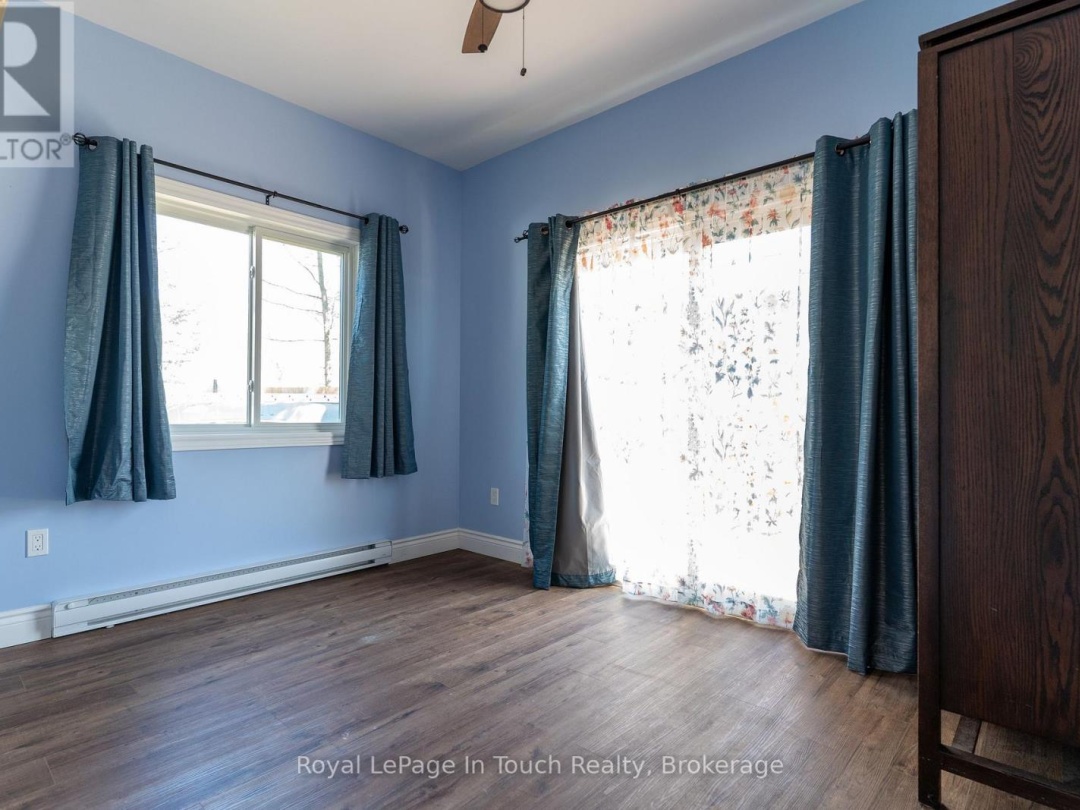 26 MACEY BAY ROAD, 