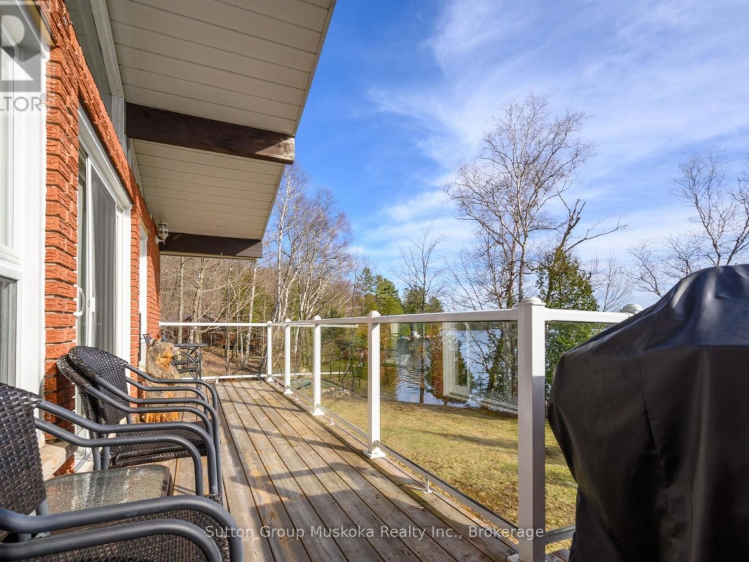 562 AND 568 EAST WASEOSA LAKE ROAD, 