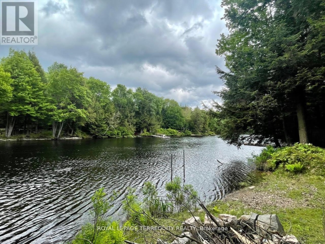 1143 SHERWOOD FOREST ROAD, Muskoka River