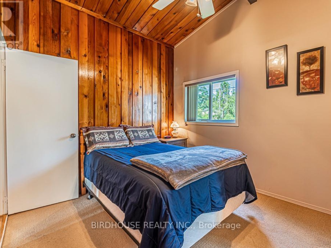 132 FENELON DRIVE, Sturgeon Lake