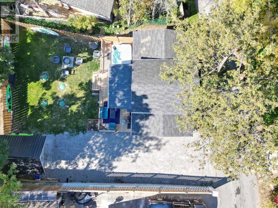 12 BIRCHCLIFF AVENUE, Sturgeon Lake