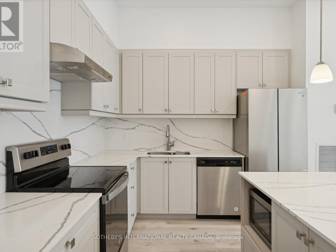 PENTHOUSE 1 - 19A WEST STREET N, 