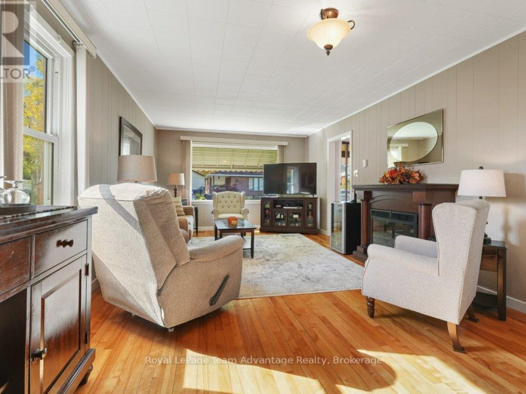 43 HILLCREST AVENUE, 