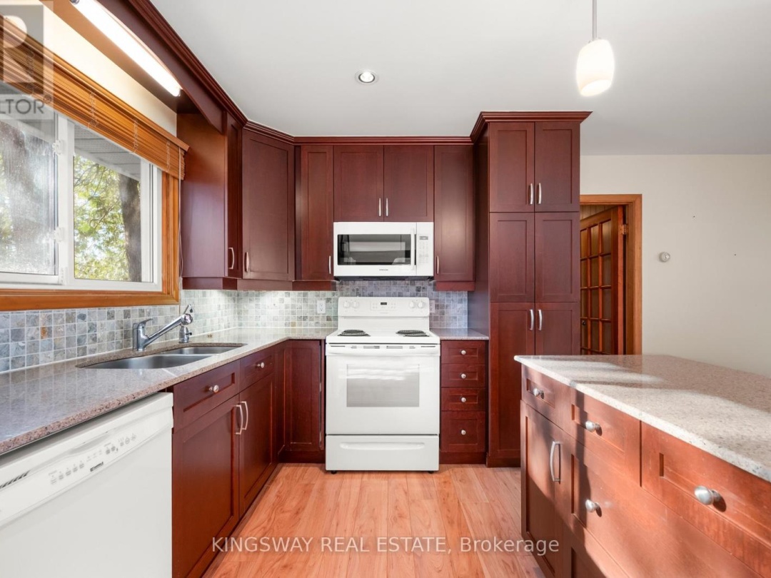 65 PEACE POINT ROAD, Balsam Lake