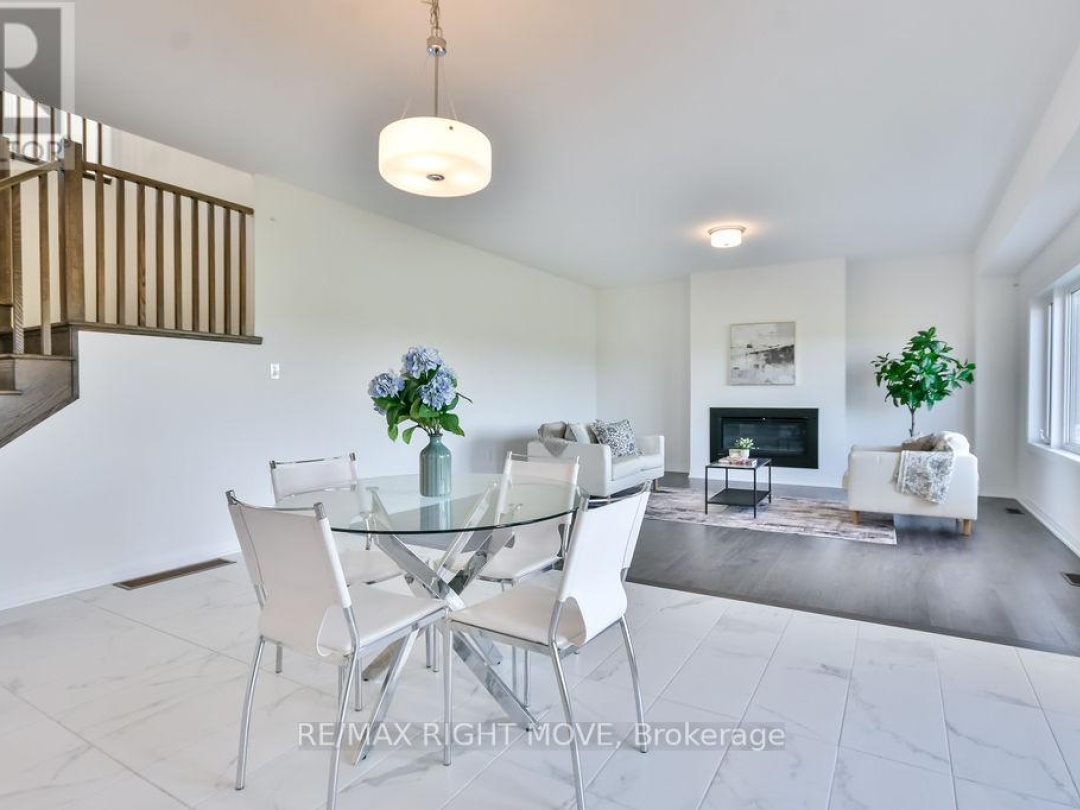 3721 QUAYSIDE DRIVE, Severn (West Shore)