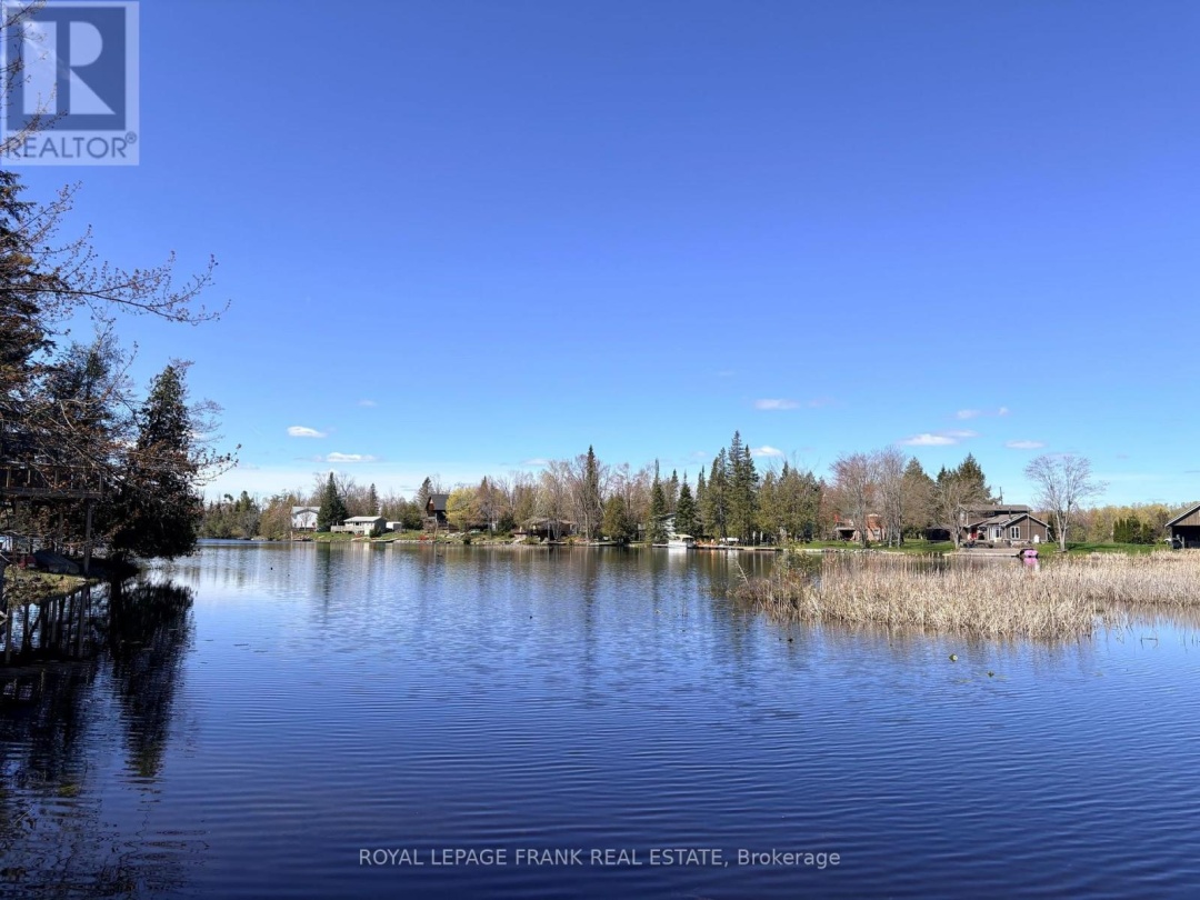 42 SUNSET COURT, Little Bald Lake