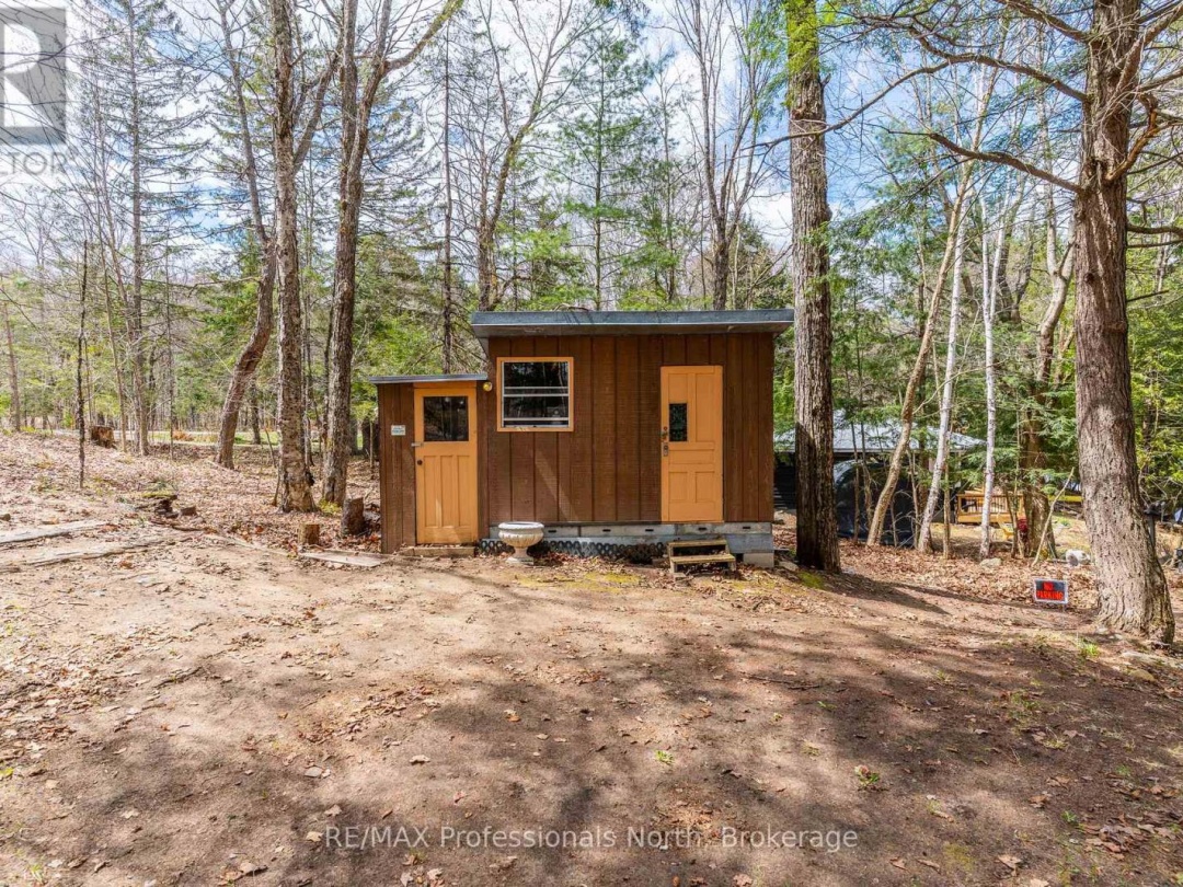 375 HARP LAKE ROAD, Harp Lake