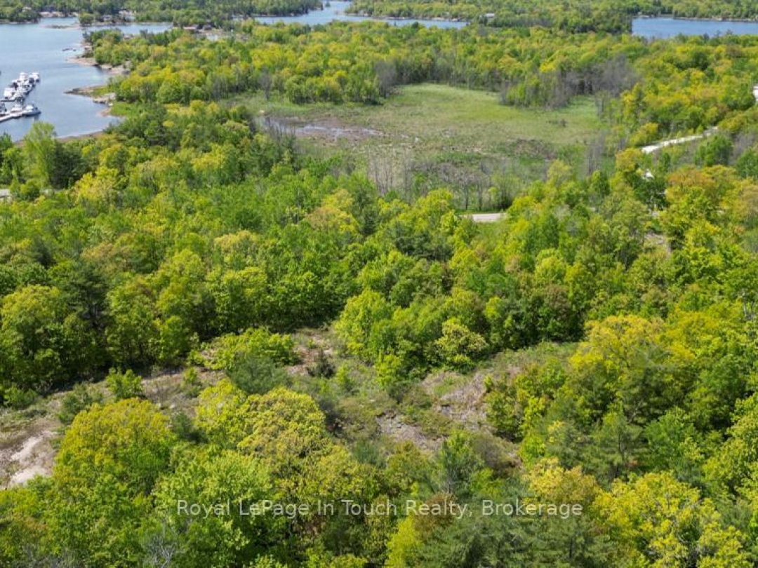 434 SOUTH BAY ROAD, Georgian Bay (Baxter)