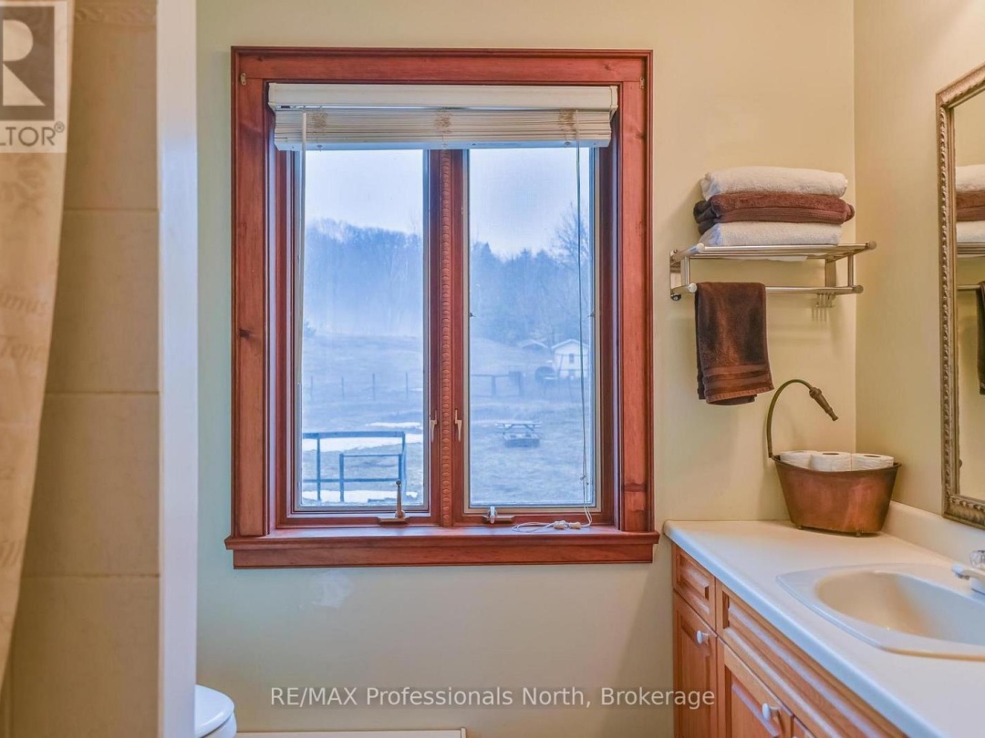 2481 NORTH SHORE ROAD, Algonquin Highlands (Stanhope)