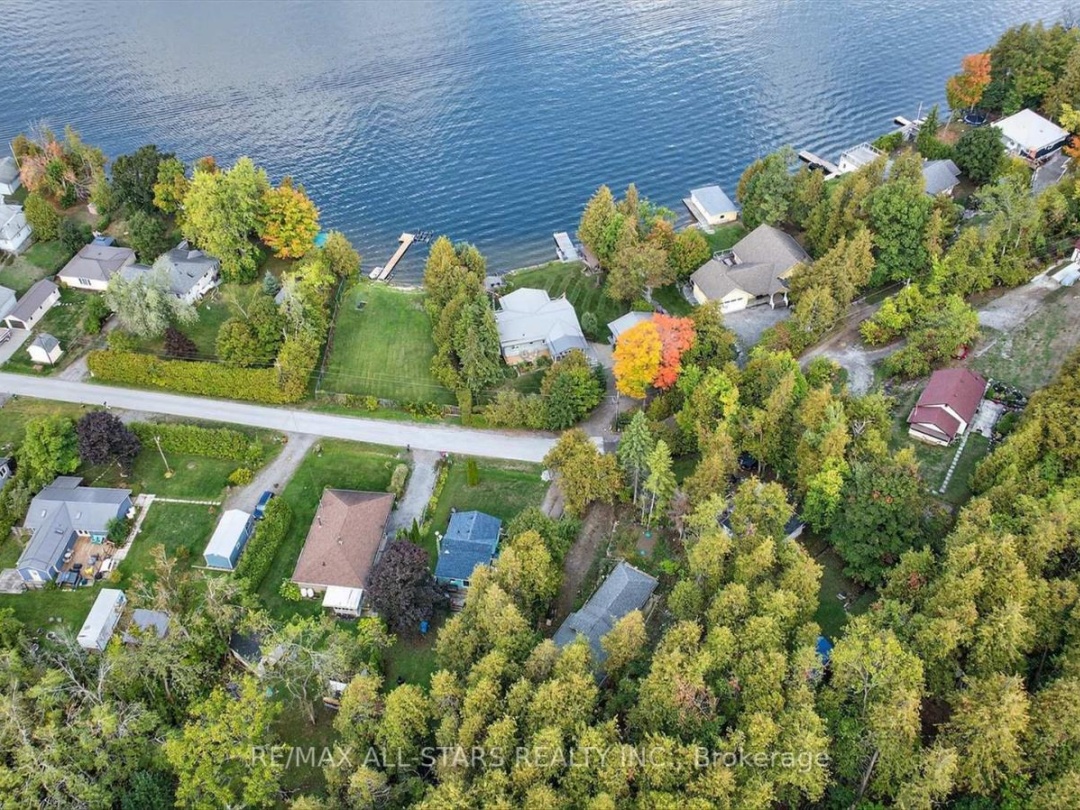 60 ELDER STREET, Sturgeon Lake