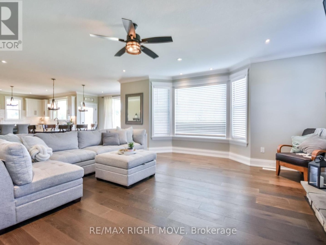 2448 STOCKDALE ROAD, 