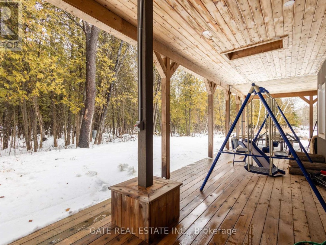 44 BASS LAKE ROAD, Pigeon Lake