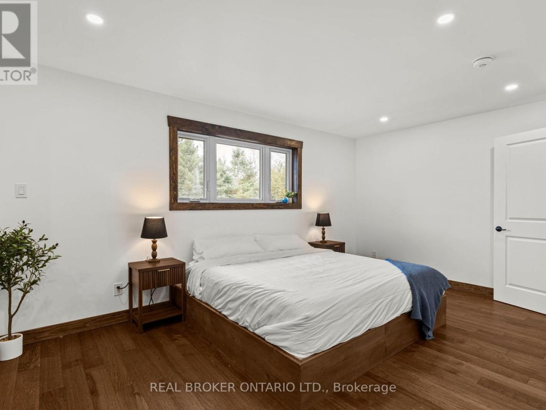 1401 NORTH SHORE ROAD, Algonquin Highlands (Stanhope)