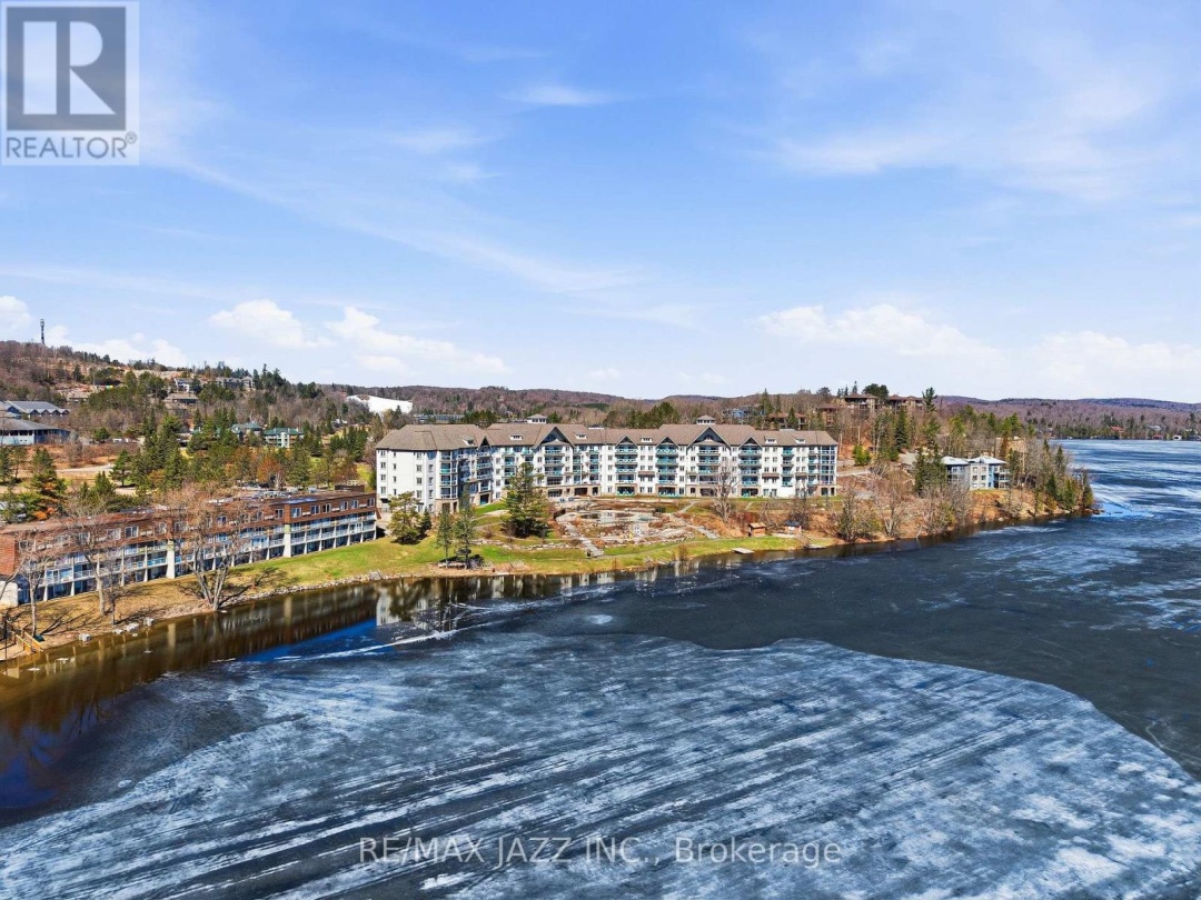 119 - 25 PEN LAKE POINT ROAD, Peninsula Lake