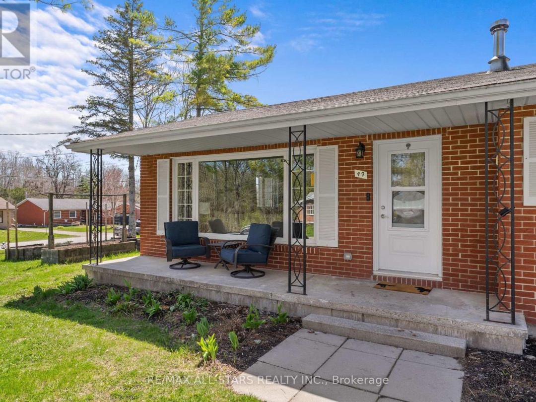 49 KENNEDY DRIVE, Kawartha Lakes (Fenelon Falls)