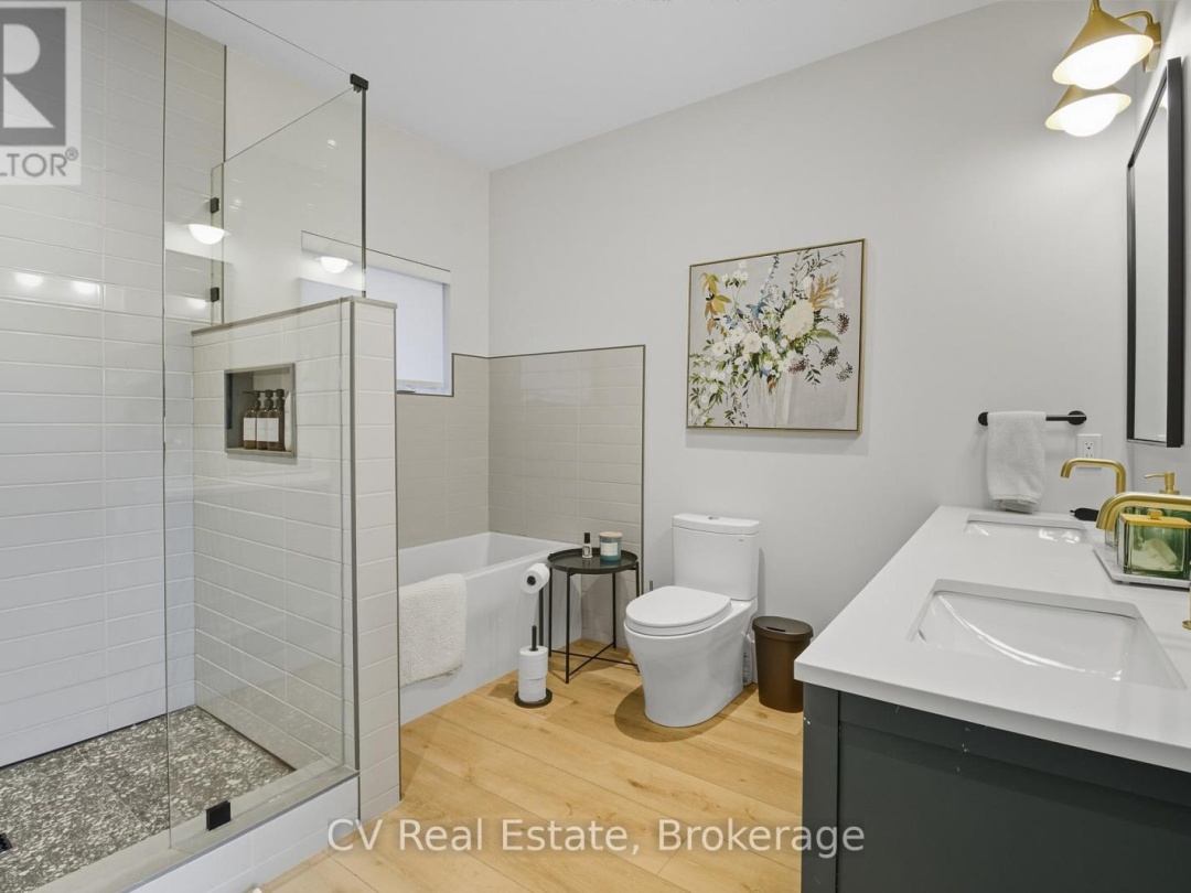 1399 BAYBREEZE LANE, Redstone Lake
