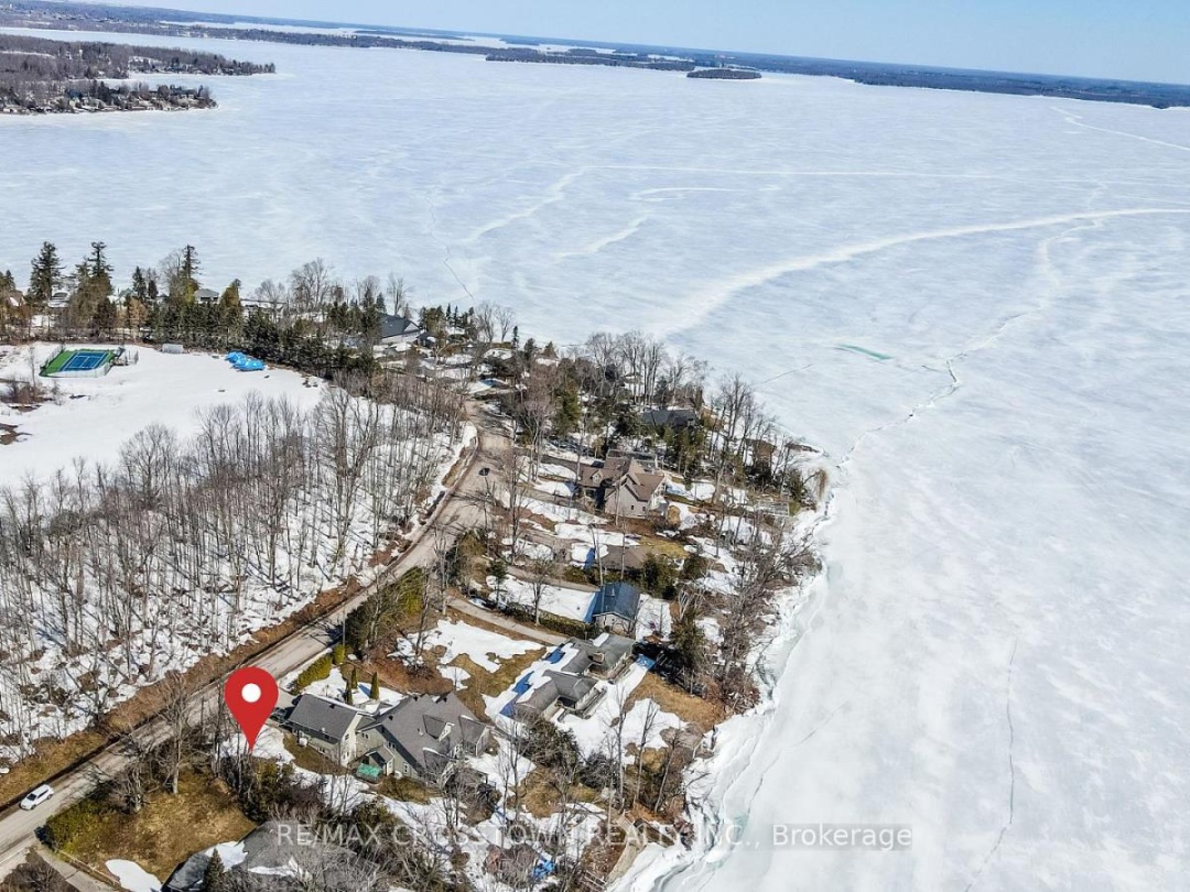 961 WOODLAND DRIVE, Lake Simcoe