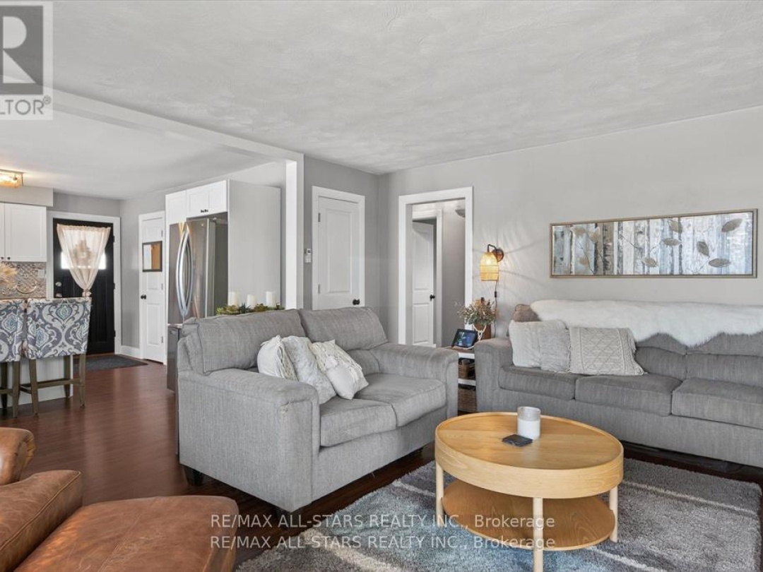 34 WILLIAM STREET, Kawartha Lakes (Bobcaygeon)