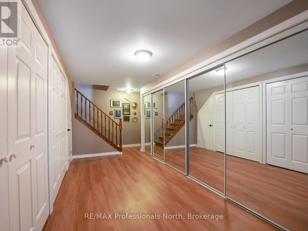 1157 BETWEEN LAKES TRAIL, Soyers Lake