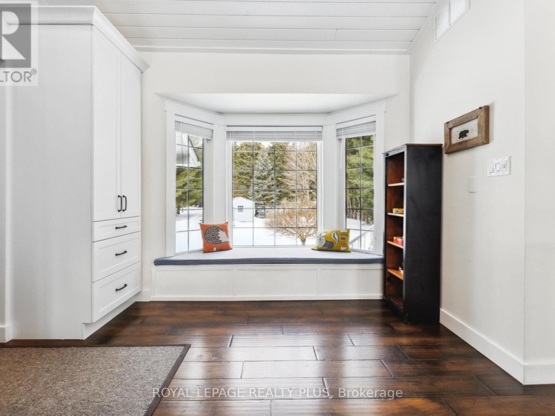 16 BLACK BEAR DRIVE, Burnt River