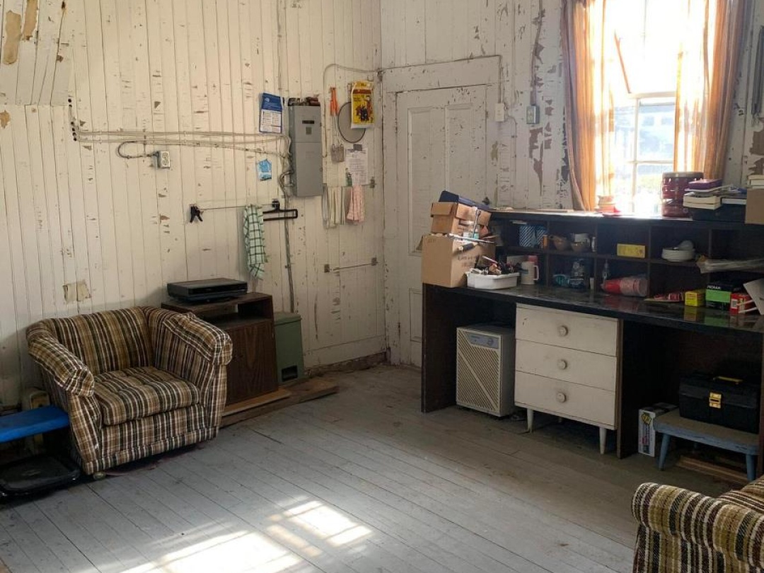 3520 BENNETT AVENUE, 