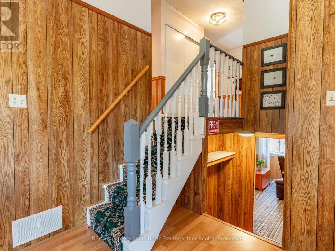 1053 MINK ROAD, Long Lake