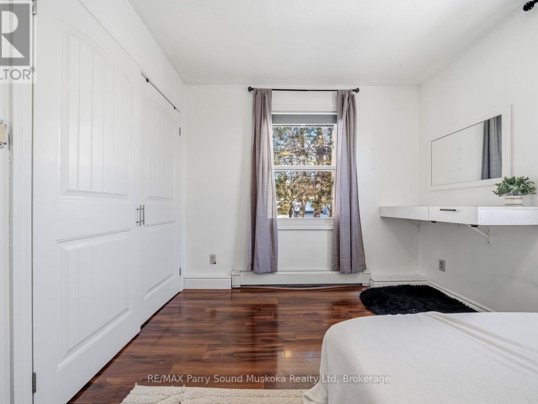55 A CASCADE STREET E, Parry Sound