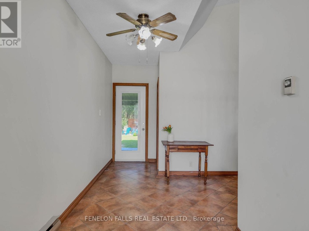 36 JANLISDA DRIVE, Kawartha Lakes (Fenelon Falls)