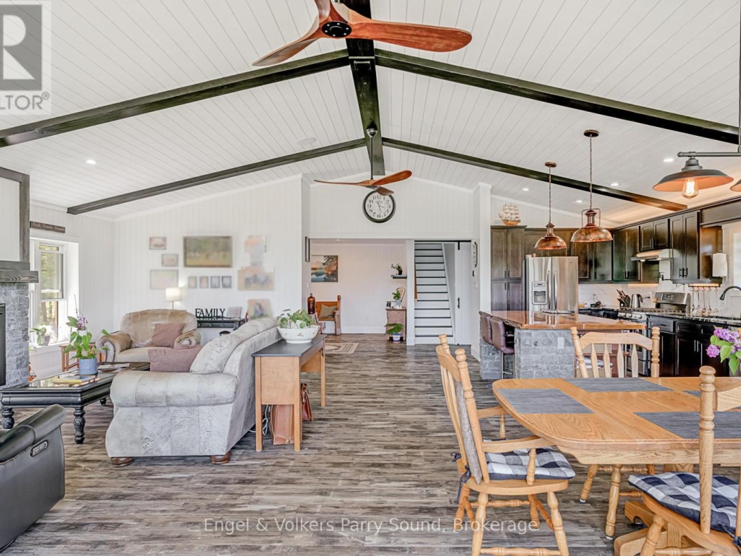 49 REGENCY DRIVE, Richmond Lake