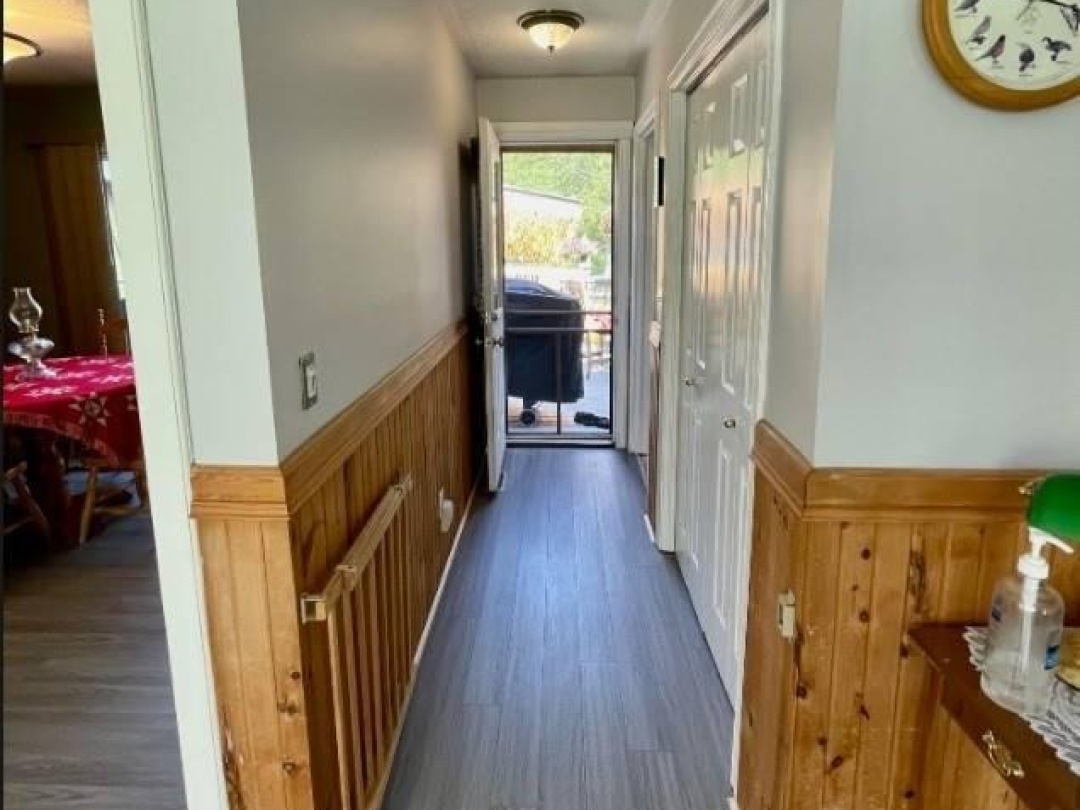 42 CEDAR BAY ROAD, Kawartha Lakes (Carden)