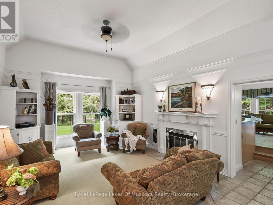103 SOUTHBANK DRIVE, Muskoka River