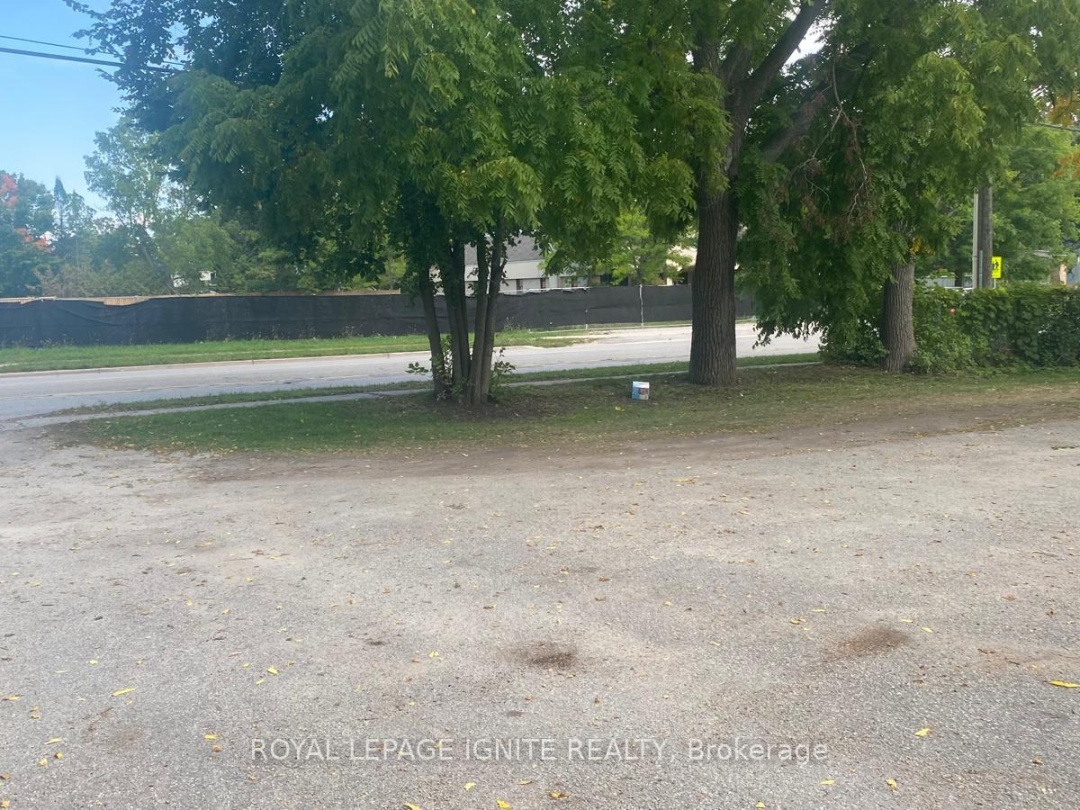 385 & 387 WEST STREET N, 