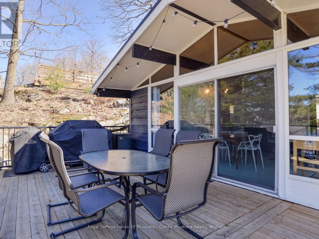 3258 LOON LANE, Gloucester Pool