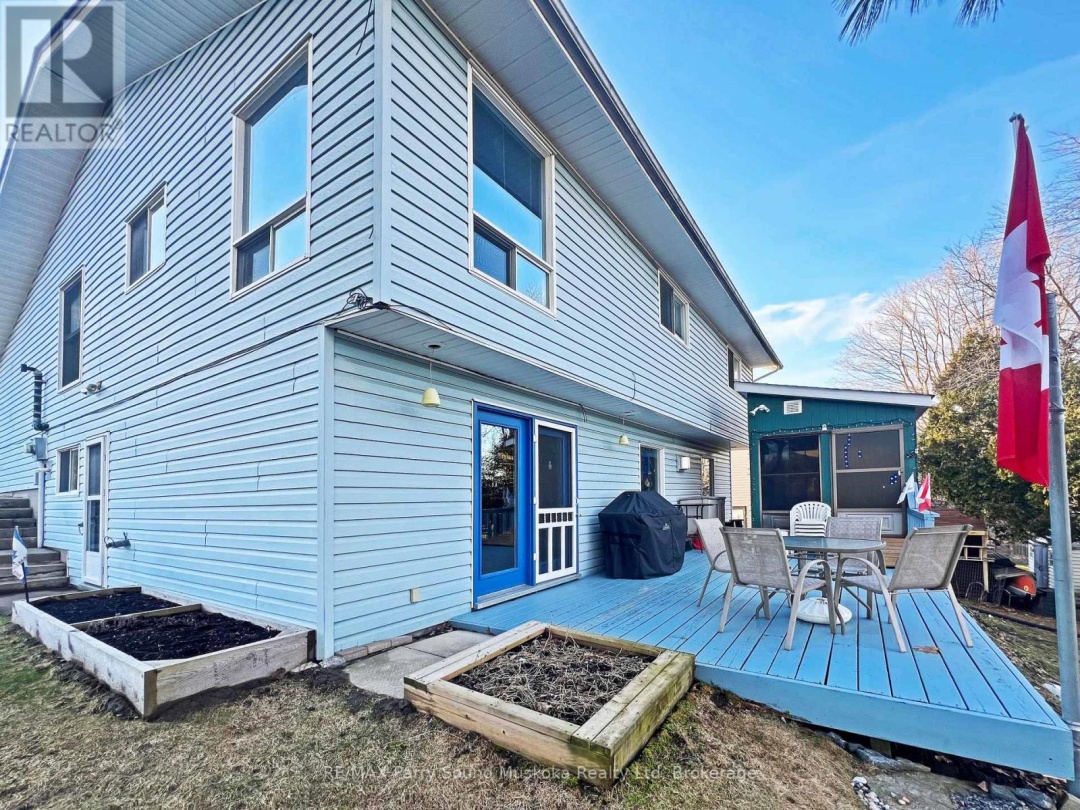 16 MACKLAIM DRIVE, Parry Sound