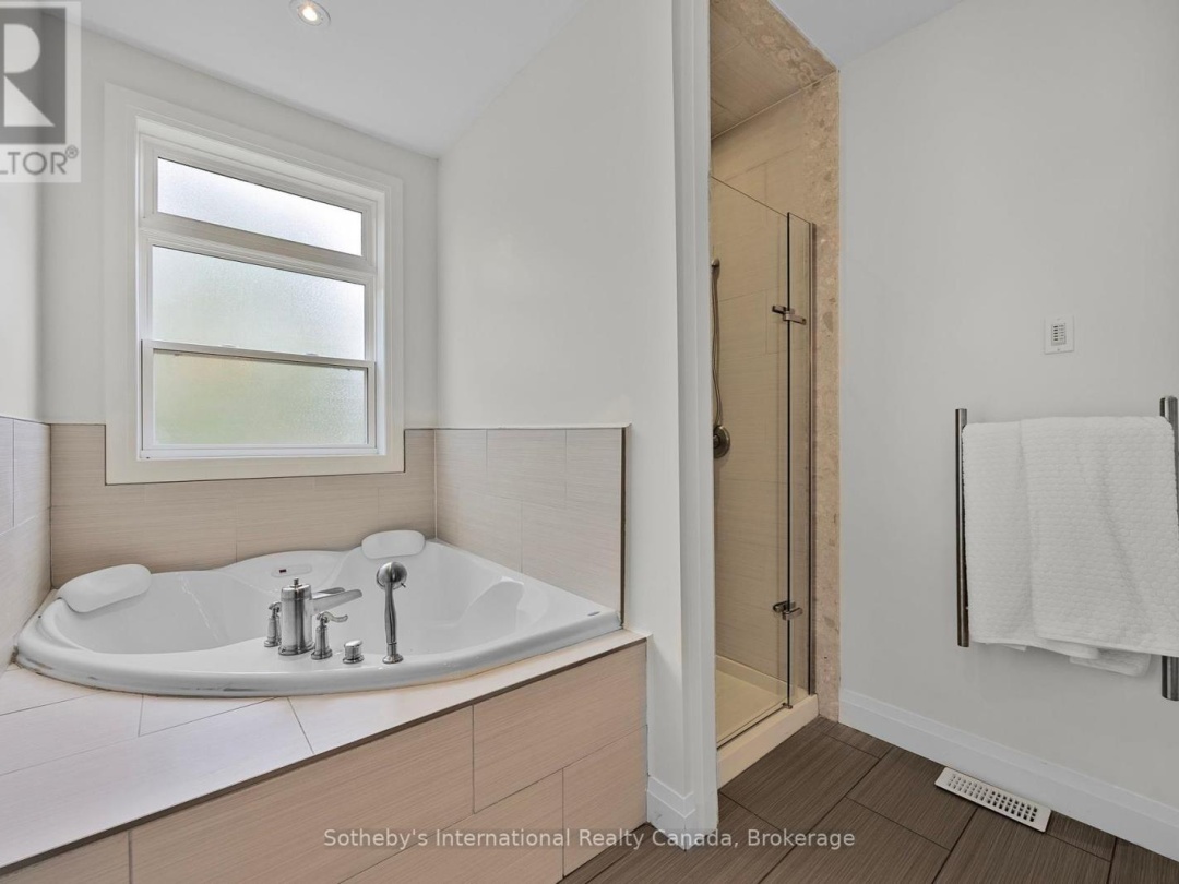 2 SWAN LANE, Tay (Port McNicoll)