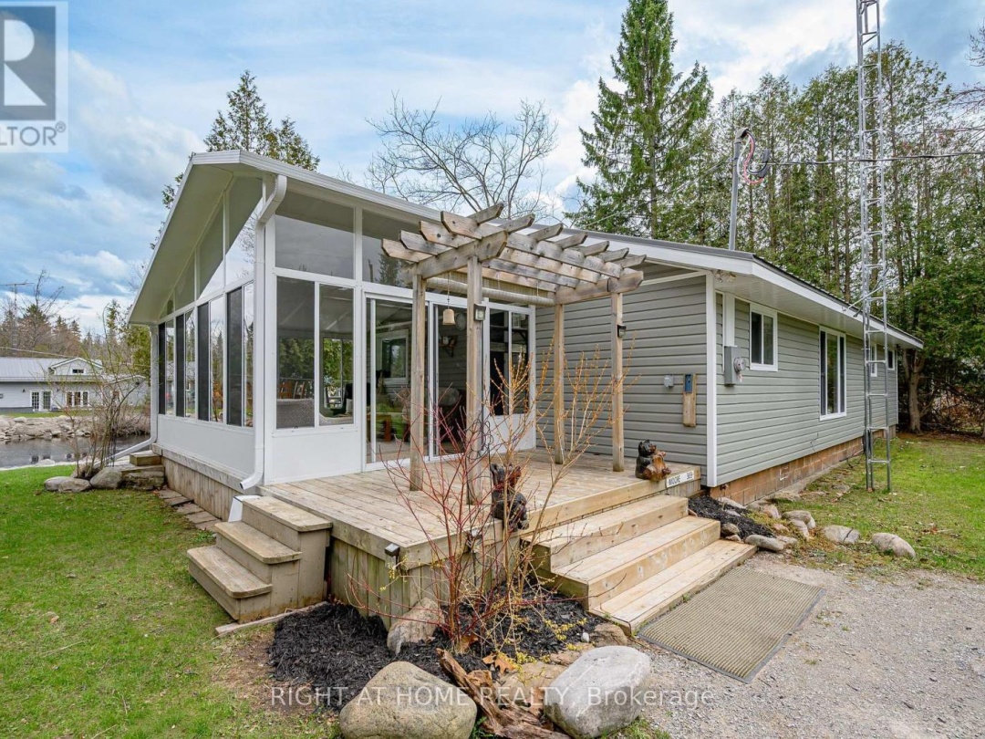 369 SOUTHAM DRIVE, Burnt River