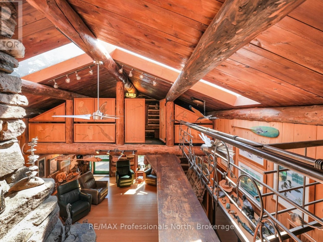 2718 WILKINSON ROAD, Kennisis Lake