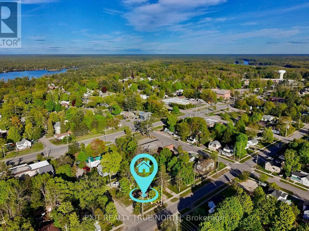 211 BISHOP STREET, Gravenhurst (Muskoka (S))