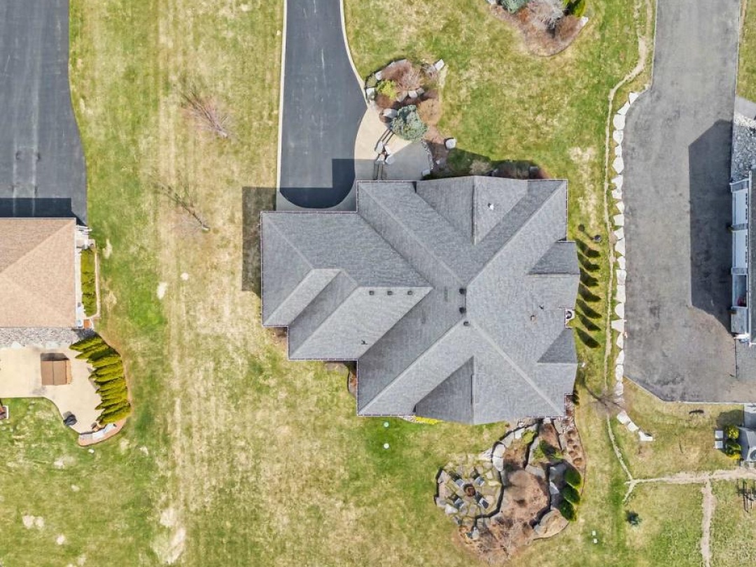 112 PELLER COURT, Pigeon Lake