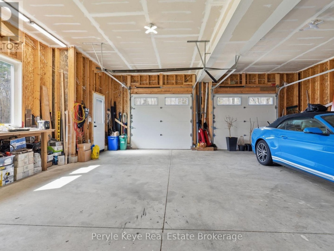 1056 XAVIER STREET, Gravenhurst (Morrison)