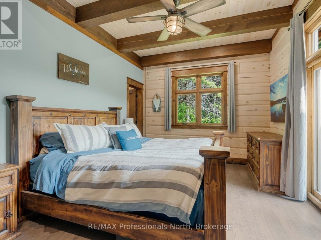 203 BONNELL ROAD, Lake Muskoka
