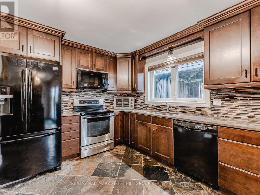 7 SANDLEWOOD TRAIL, Ramara (Brechin)