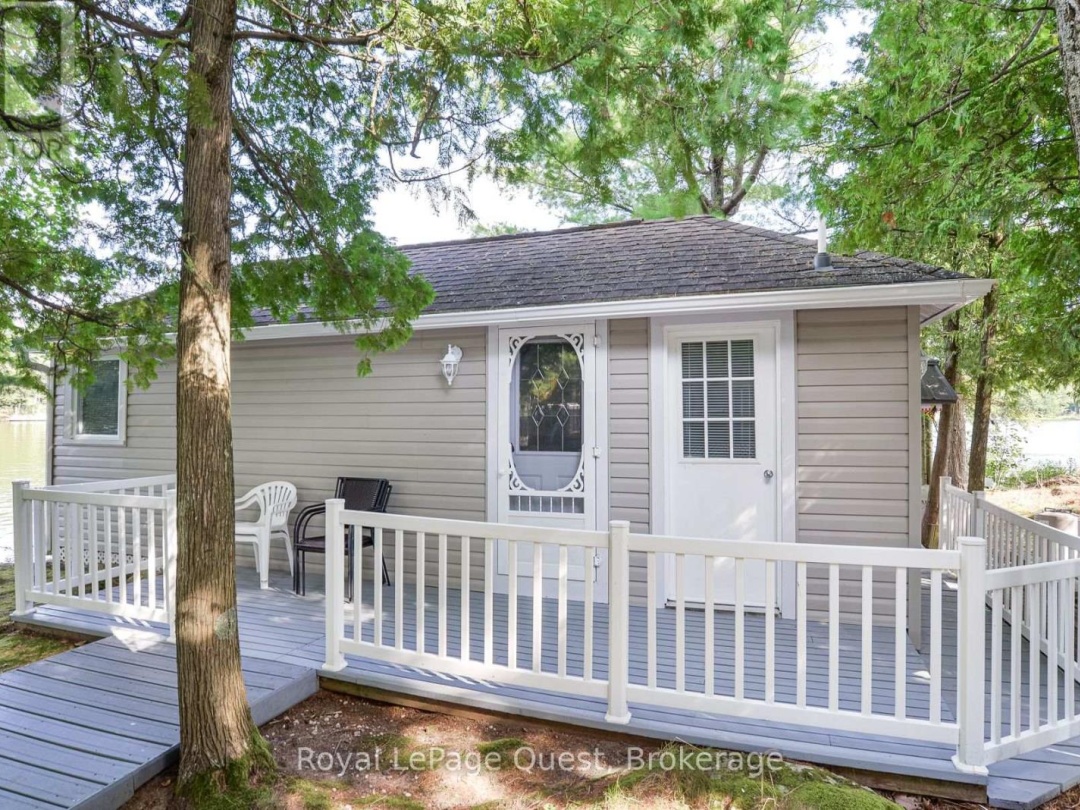 1 ISLAND 4SR, Severn Lake