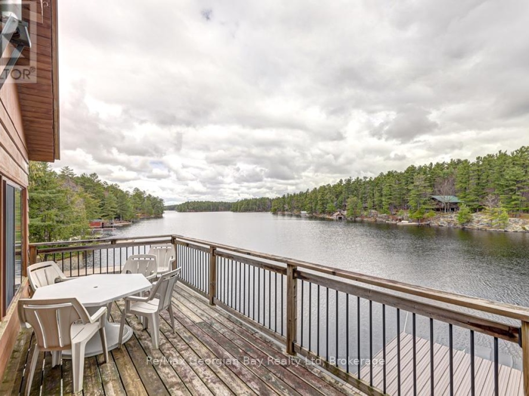 15SR405 SEVERN RIVER SHORE, Severn River