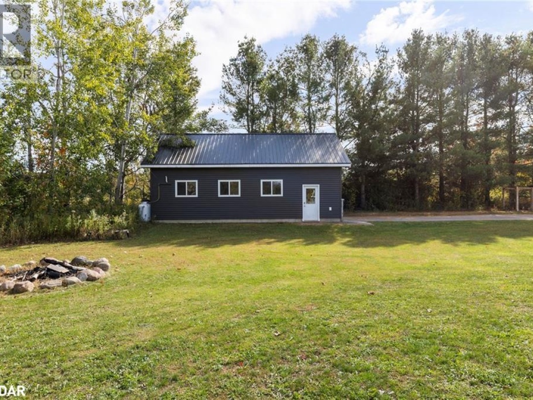 3387 WAINMAN Line, 