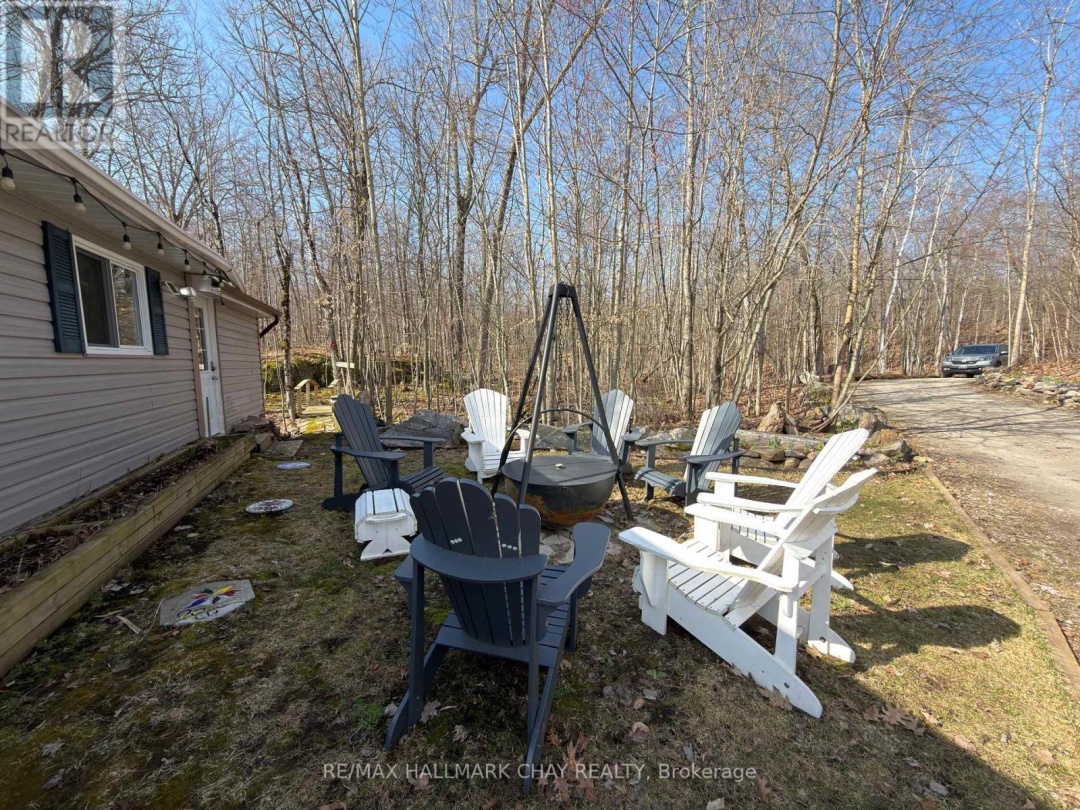 137 PICKEREL POINT ROAD, Gloucester Pool