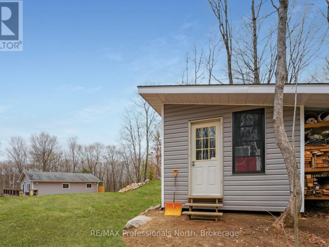 1310 ALEXANDER ROAD, Minden Hills (Minden)